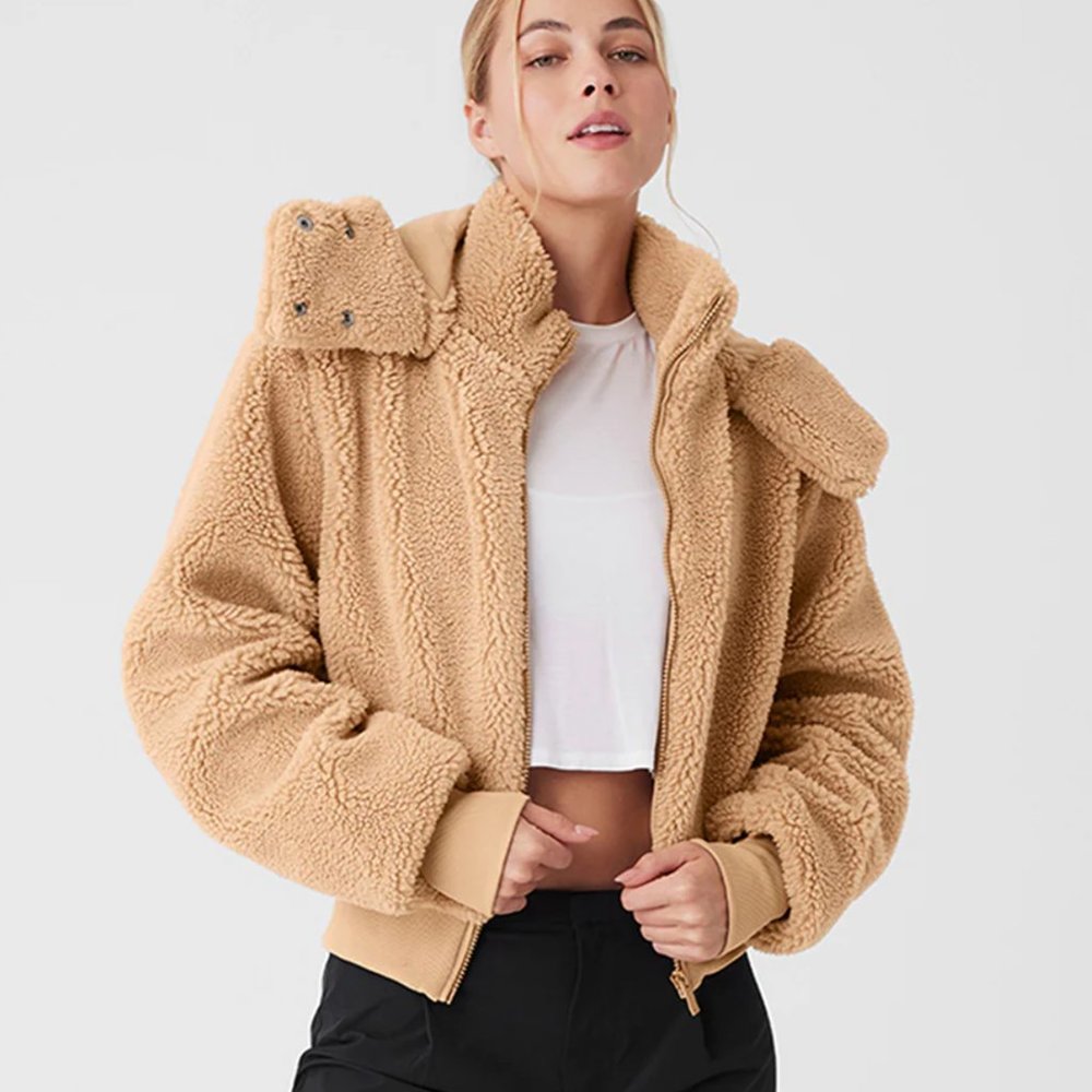 ALO Foxy Sherpa Jacket in Camel